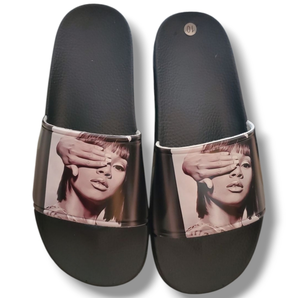 Cross Colours 90s Hip Hop Lisa Left Eye Lopes Legacy Black & White Slides NWT